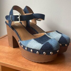 Platform wedge - never worn